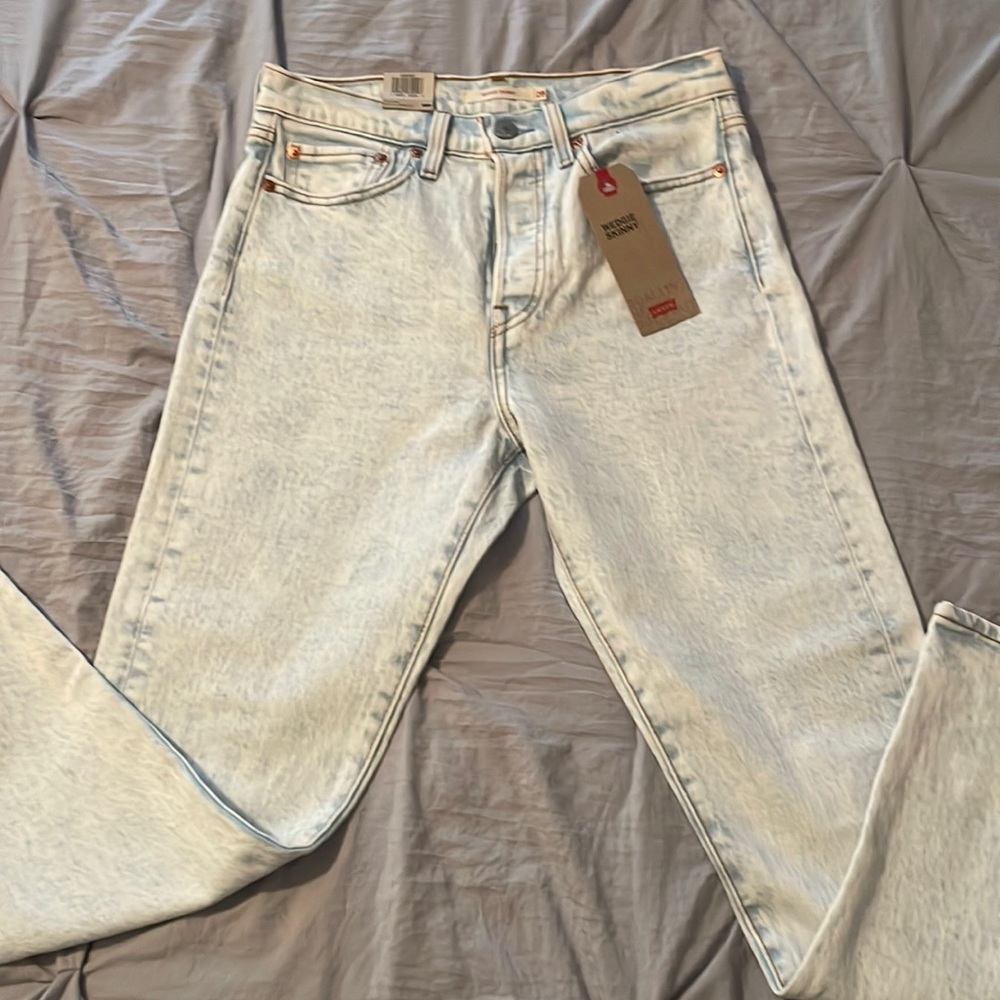 Levi’s- wedgie skinny.